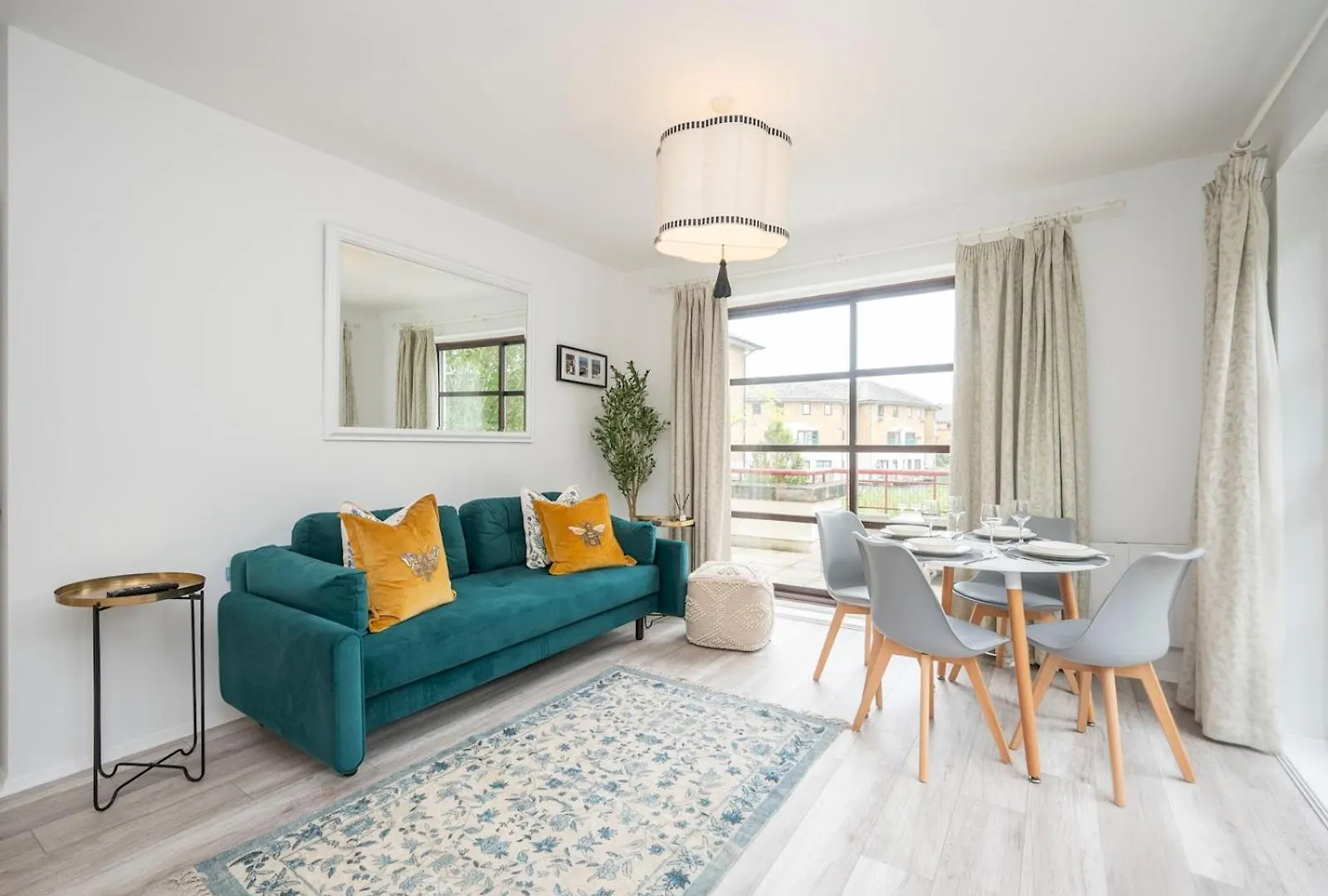 Pass The Keys London Apartment - Waterfront Terrace Parking 0*,